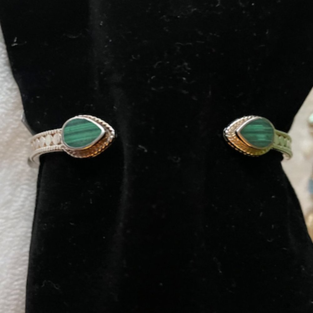 Anna Beck | Malachite Cabochon Bangle Bracelet - Picture 5 of 6